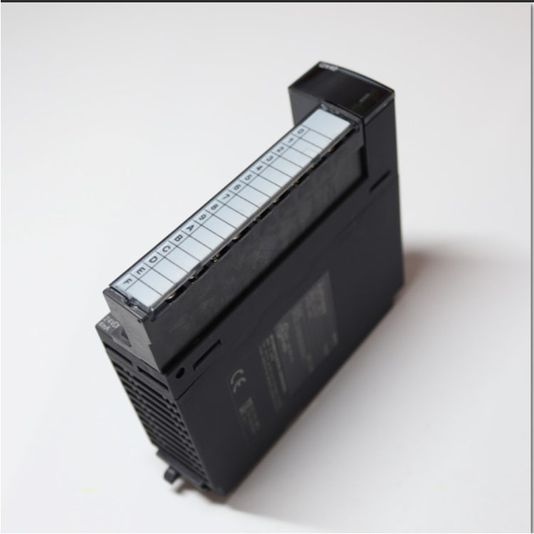 MOOG D136-001-007模块