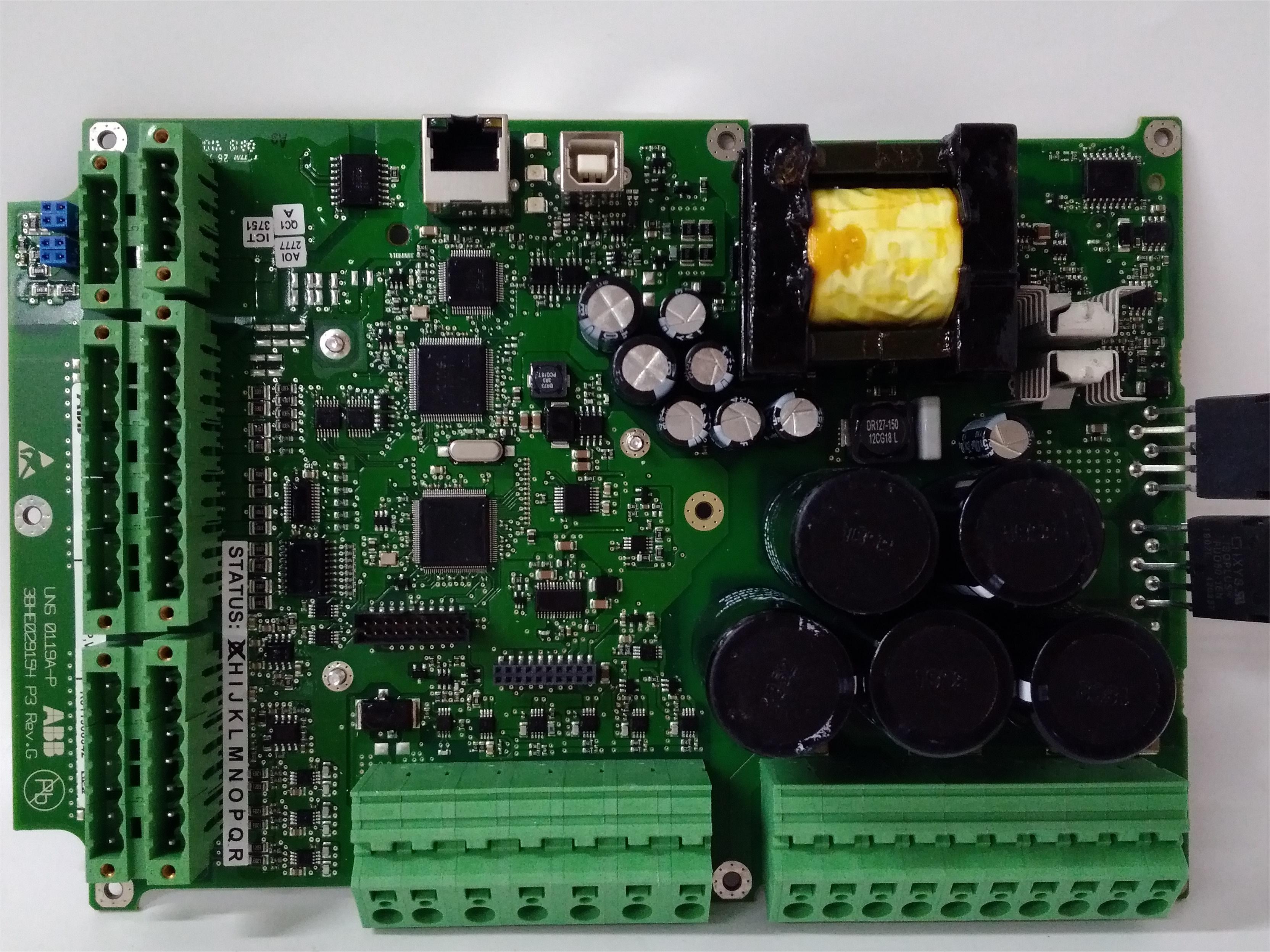 ABB UNITROL 1020 UNS0119A-ZV13BHE030579R0003模块