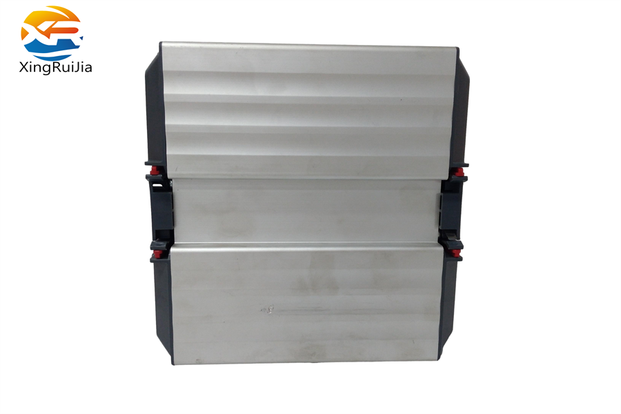 MOOG D136-001-007输入输出模块