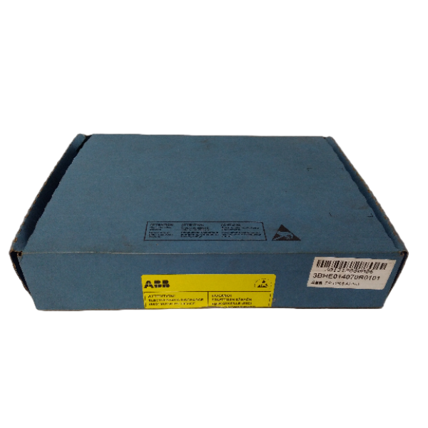 ABB 3BHE014023R0101 UFC789AE101 控制卡模块
