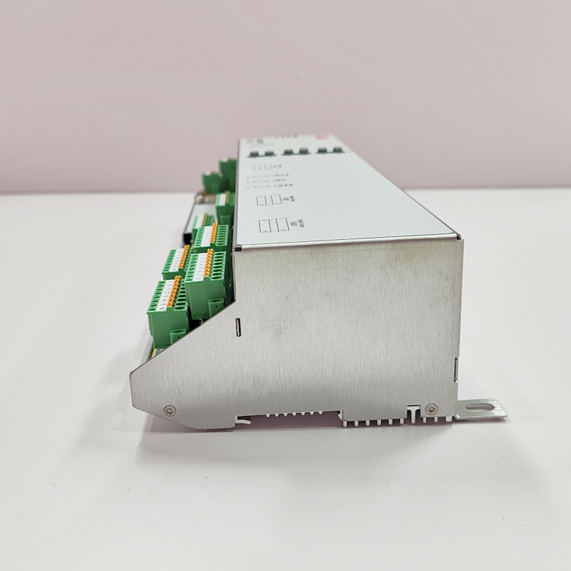 ABB PCD235C1013BHE057901R0101 控制器模块