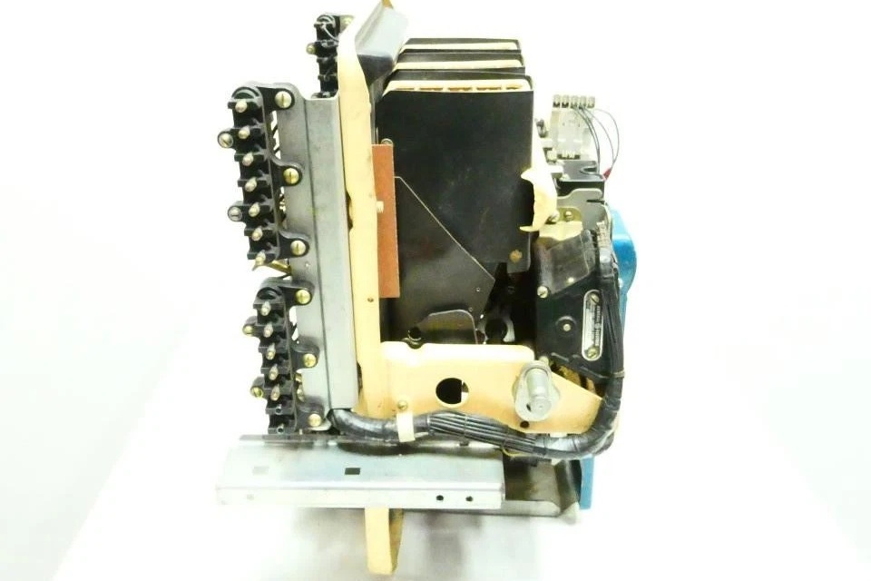 GE Akf-2-25 空气开关