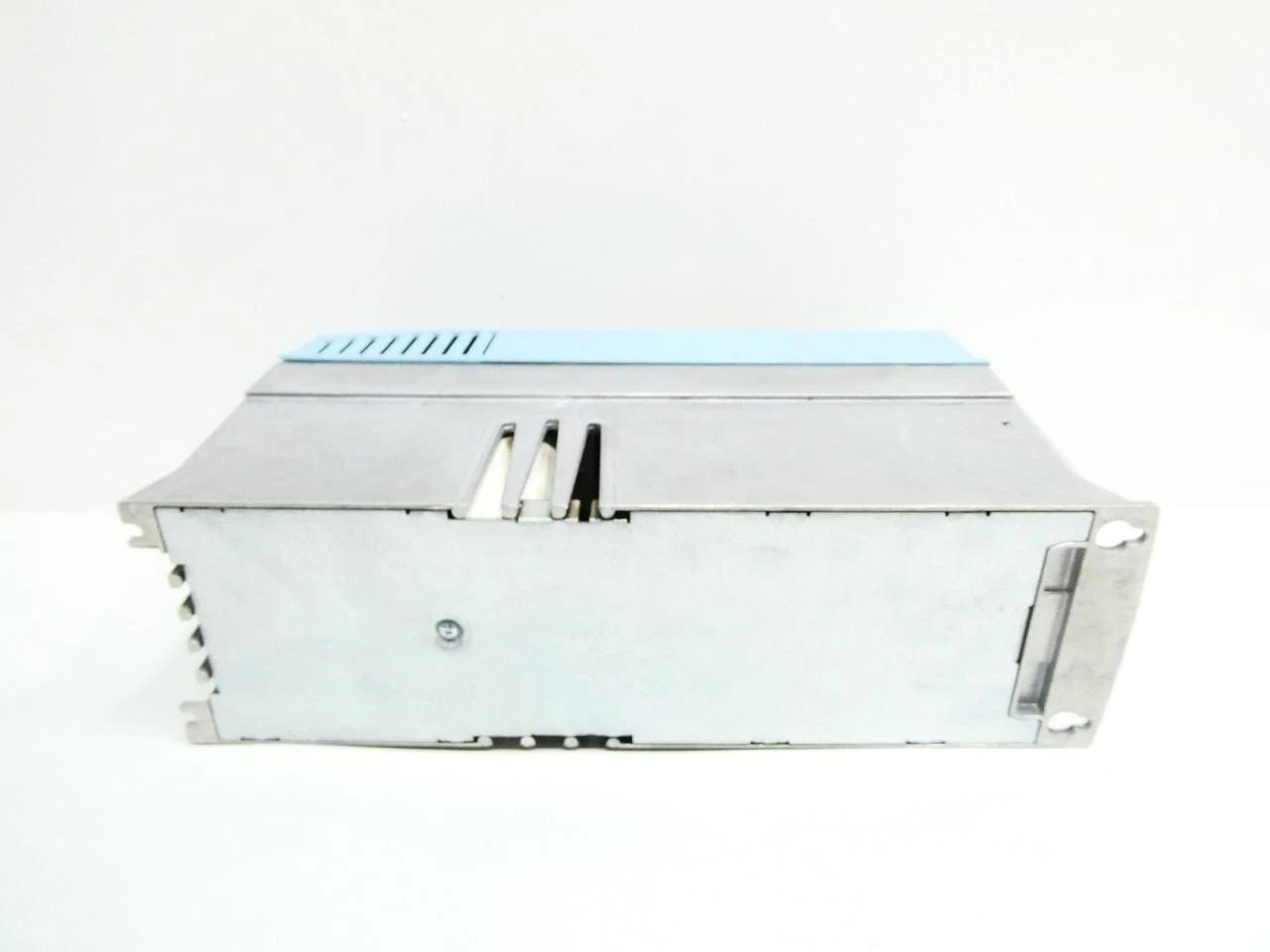 Eaton SVX015A1-4A1B1 Svx9000 频率驱动模块