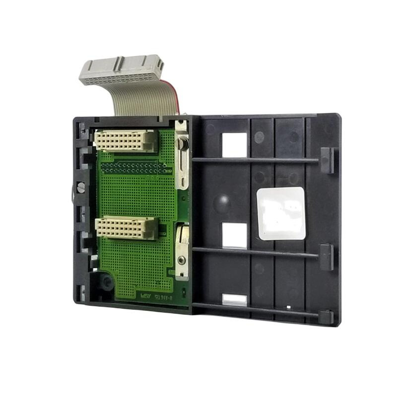 Schneider 140CRA31908 适配器模块