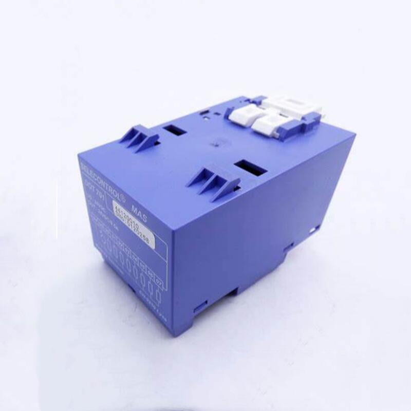 Moog Valve J073-103Z 电源模拟输出模块