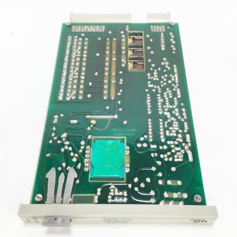 BAUMULLER 3.8332B 控制器